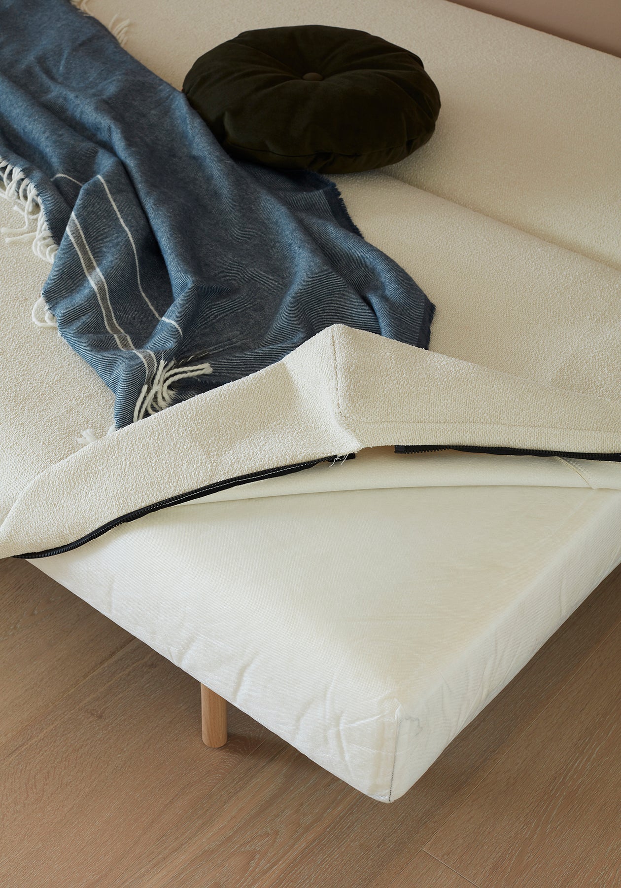 Detachable and Washable Covers