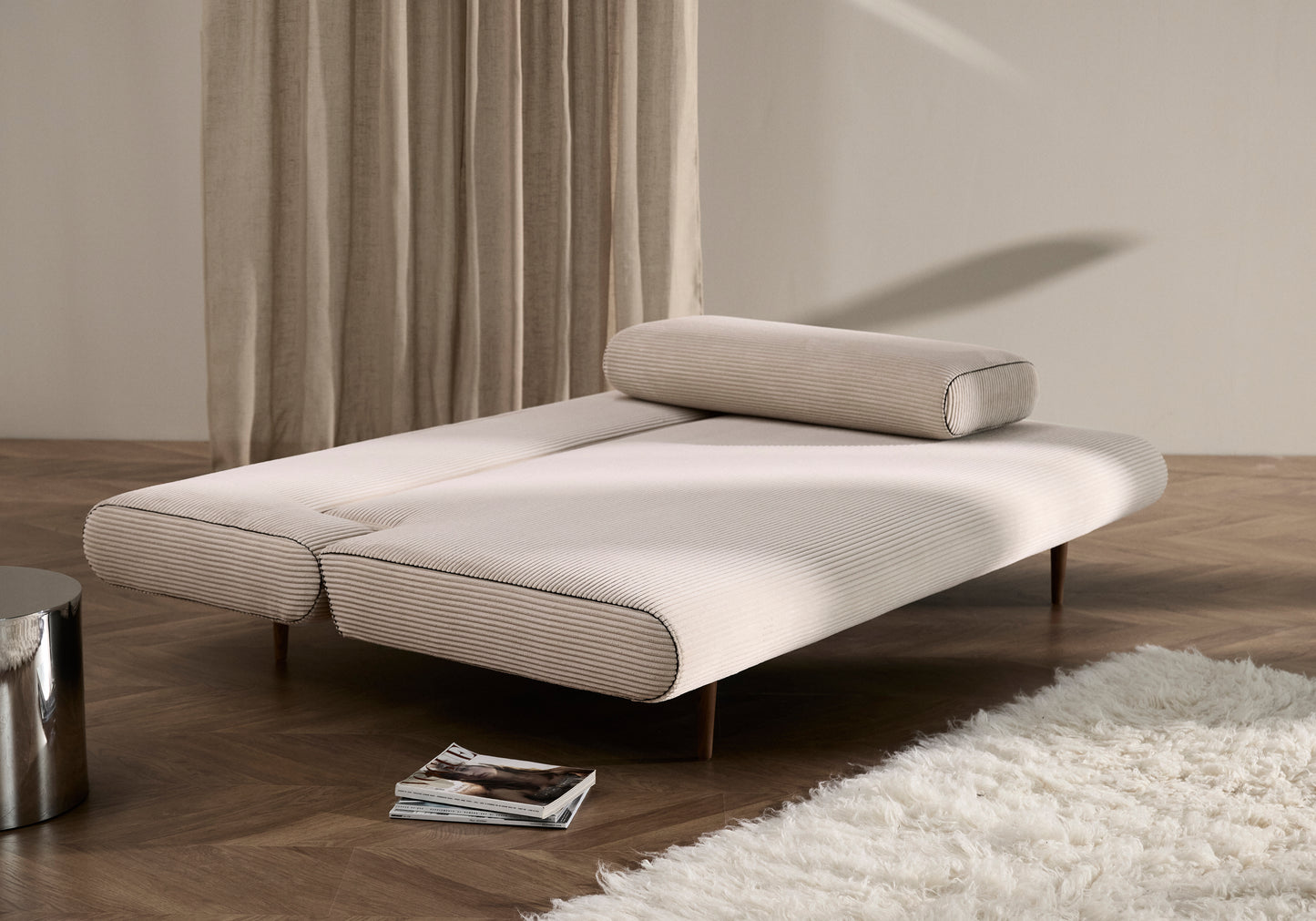 Unfurl Lounger
