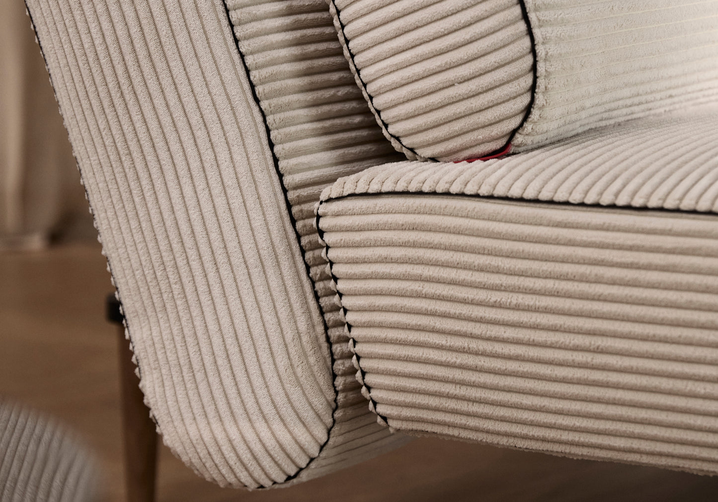 Unfurl Lounger