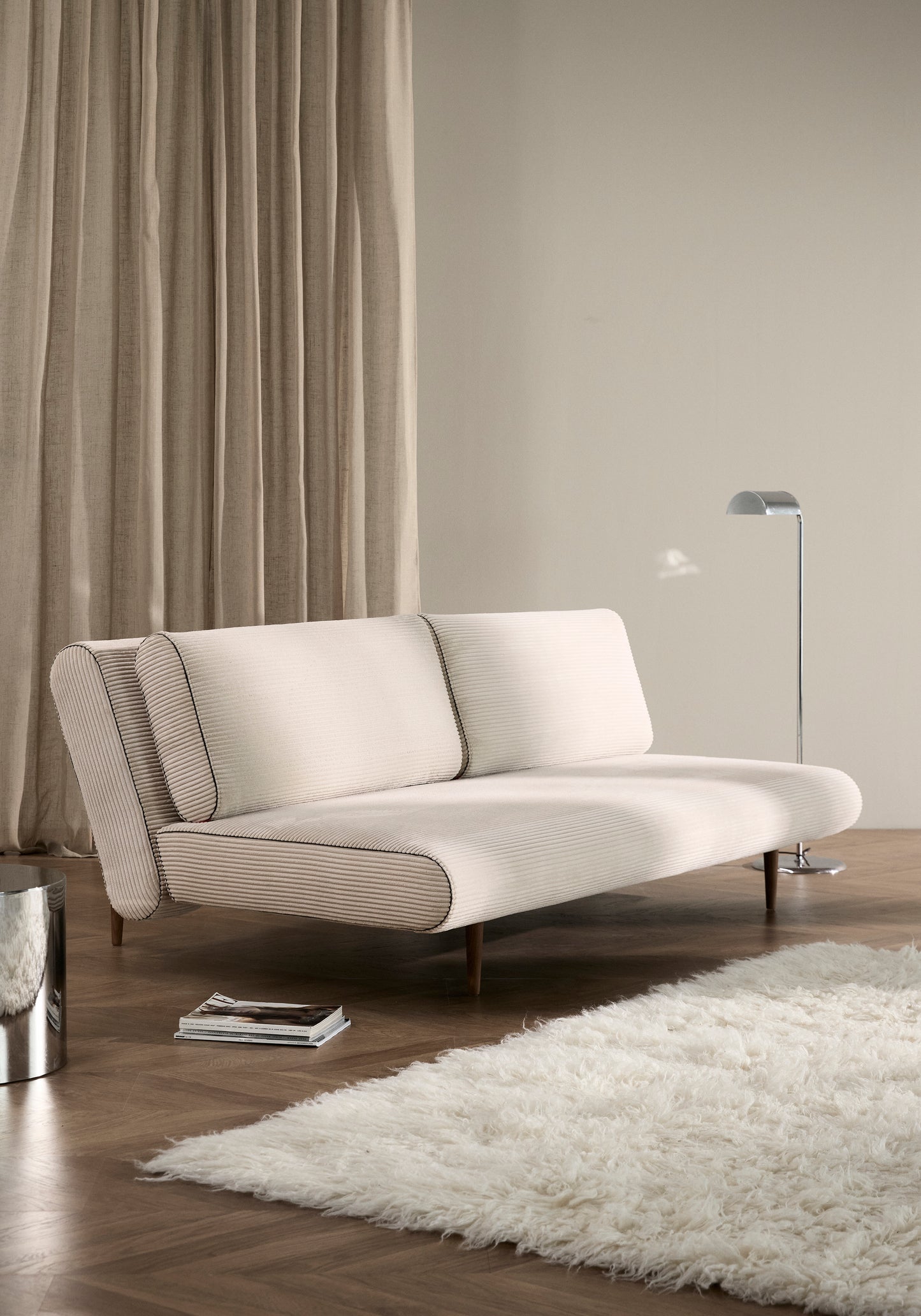 Unfurl Lounger
