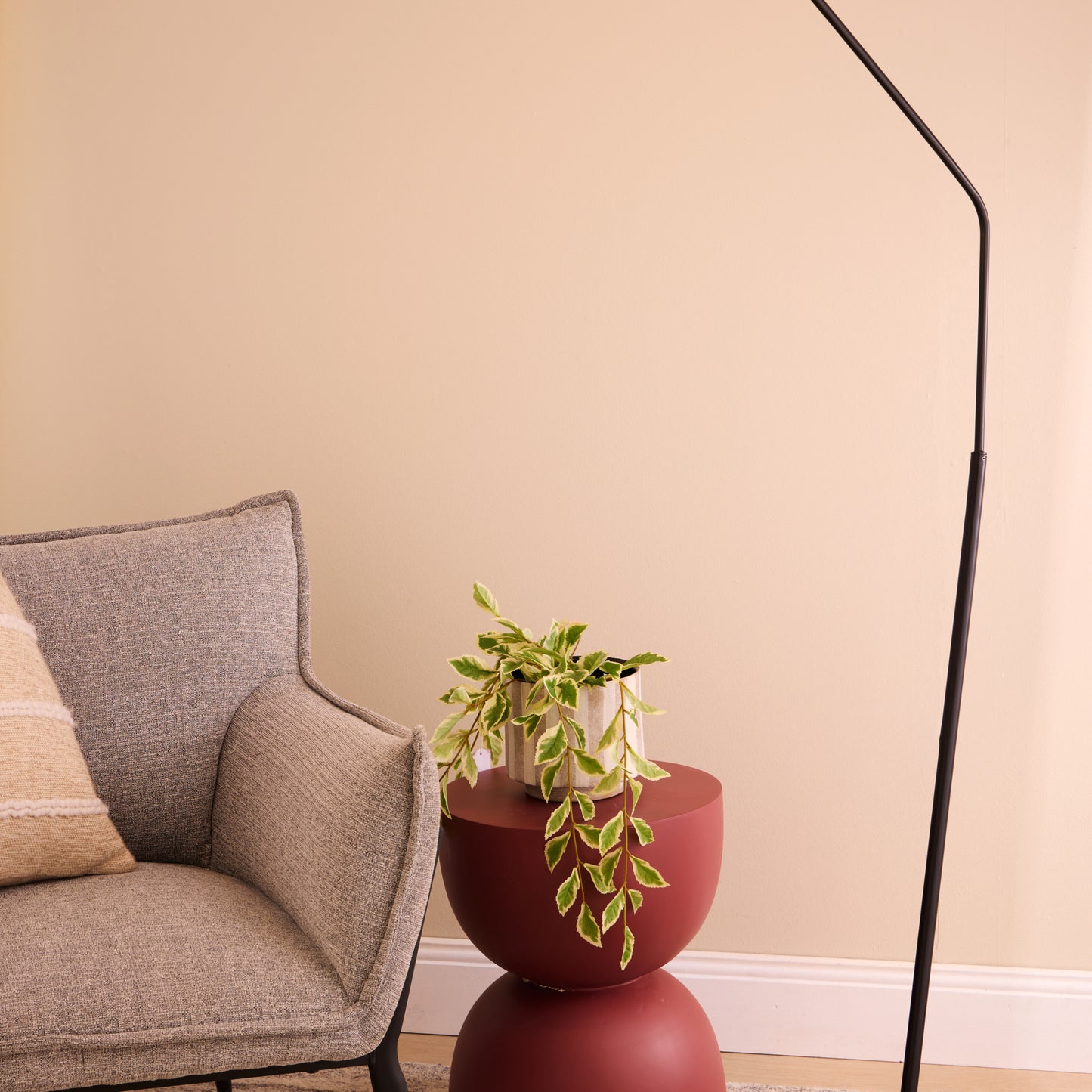Kit Floor Lamp